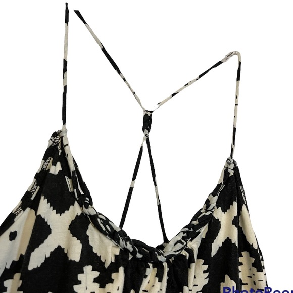 Essentials by Full Tilt Black and White Patterned Tank Top - Picture 2 of 4